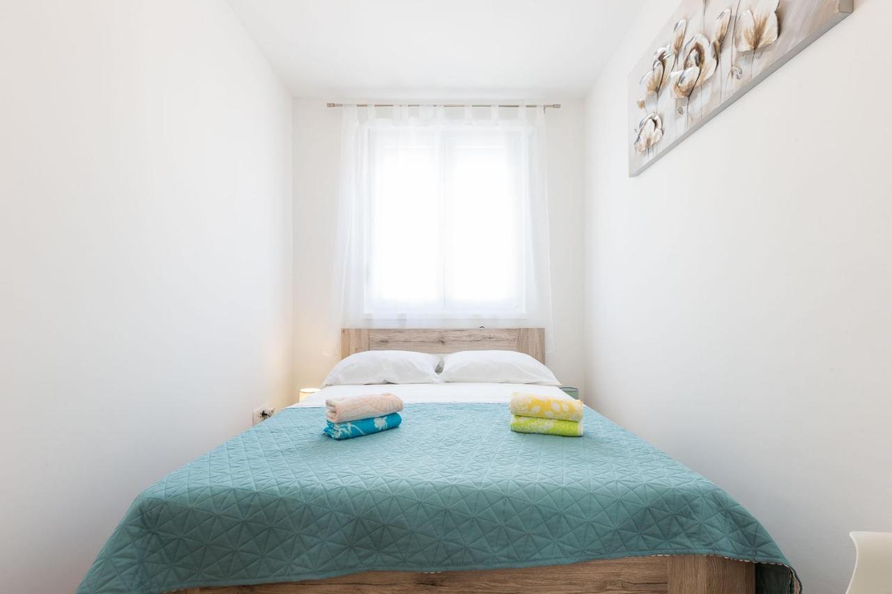 Apartment Tanja Modern With Balcony And Parking Garage Zadar